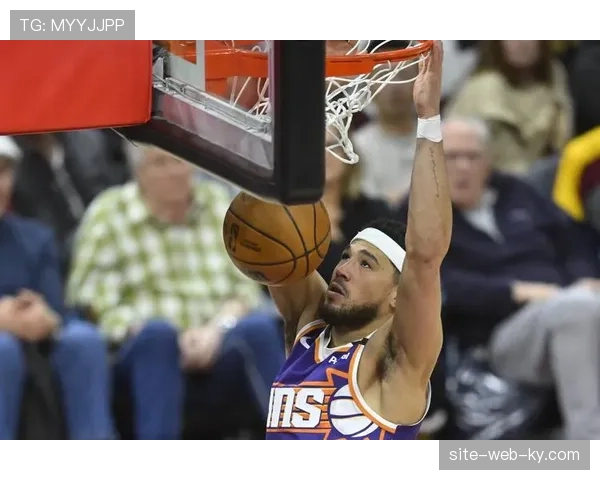 布克25分太阳取胜 得分能力依旧是球队依靠